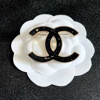 CHANEL Livia Monochrome Signature Brooch